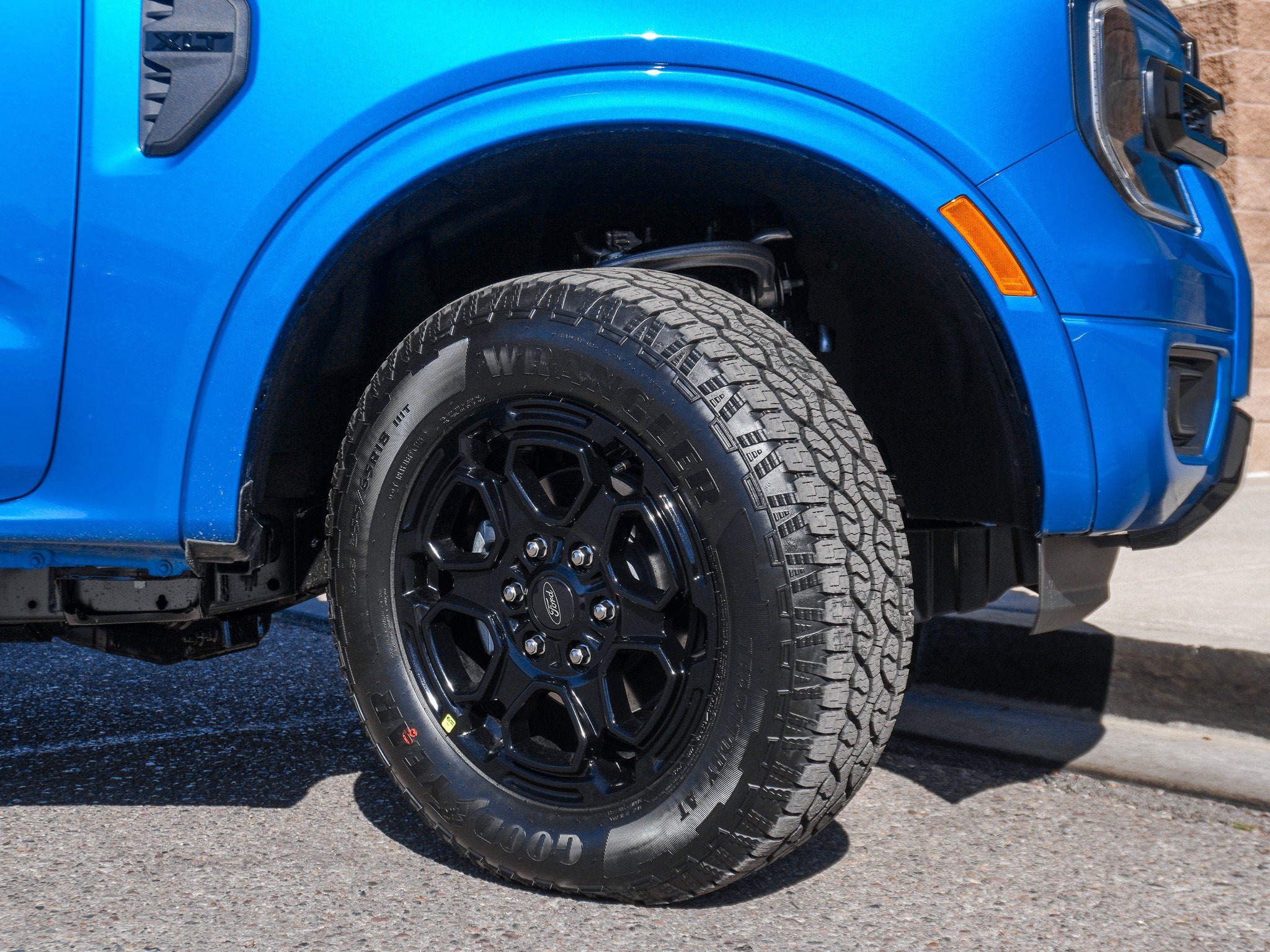 New 2025 Ford Ranger XLT w/ Black Appearance Package image 13