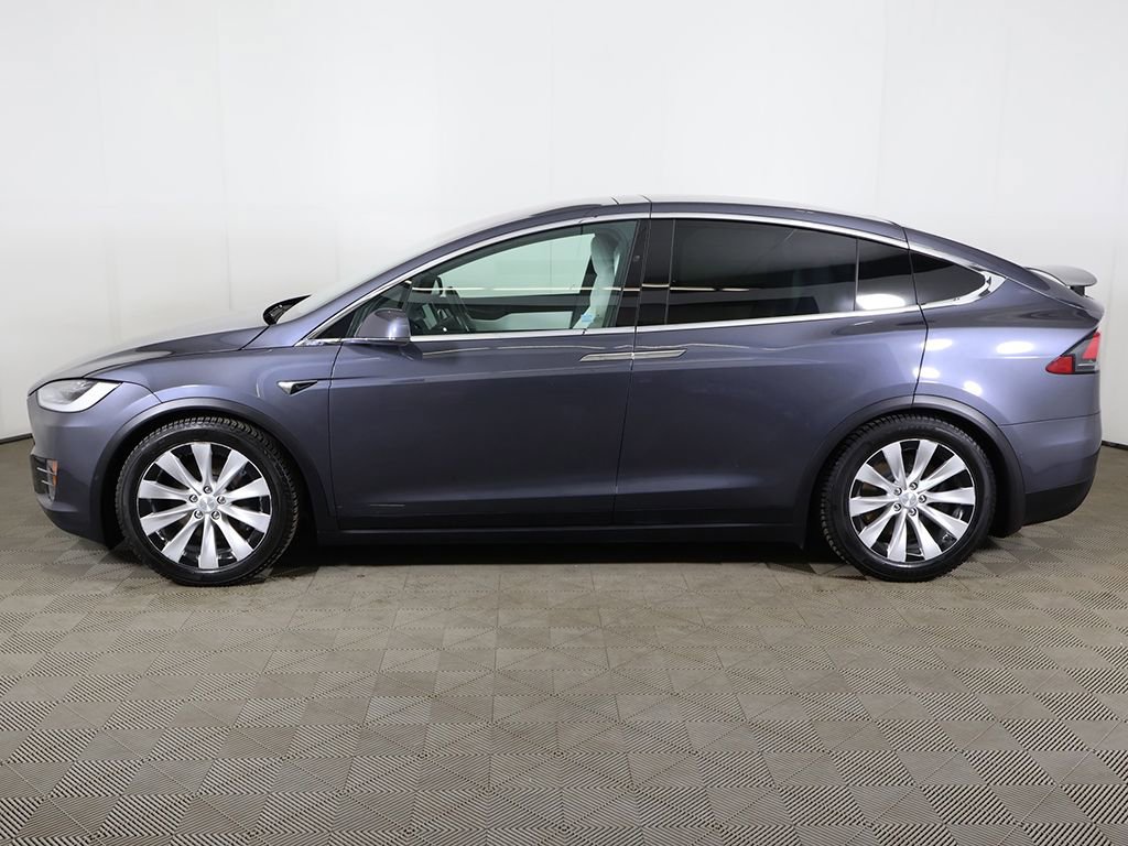 Used 2020 Tesla Model X Long Range image 16