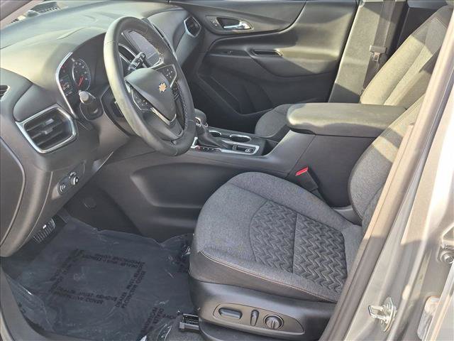 Used 2024 Chevrolet Equinox LT FWD image 15