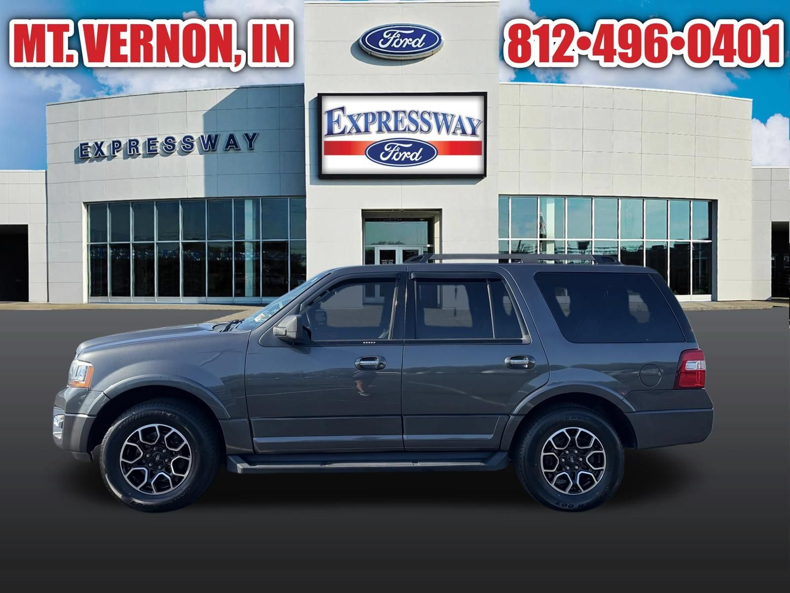 Used 2017 Ford Expedition XLT w/ Equipment Group 202A AWD/4WD image 9