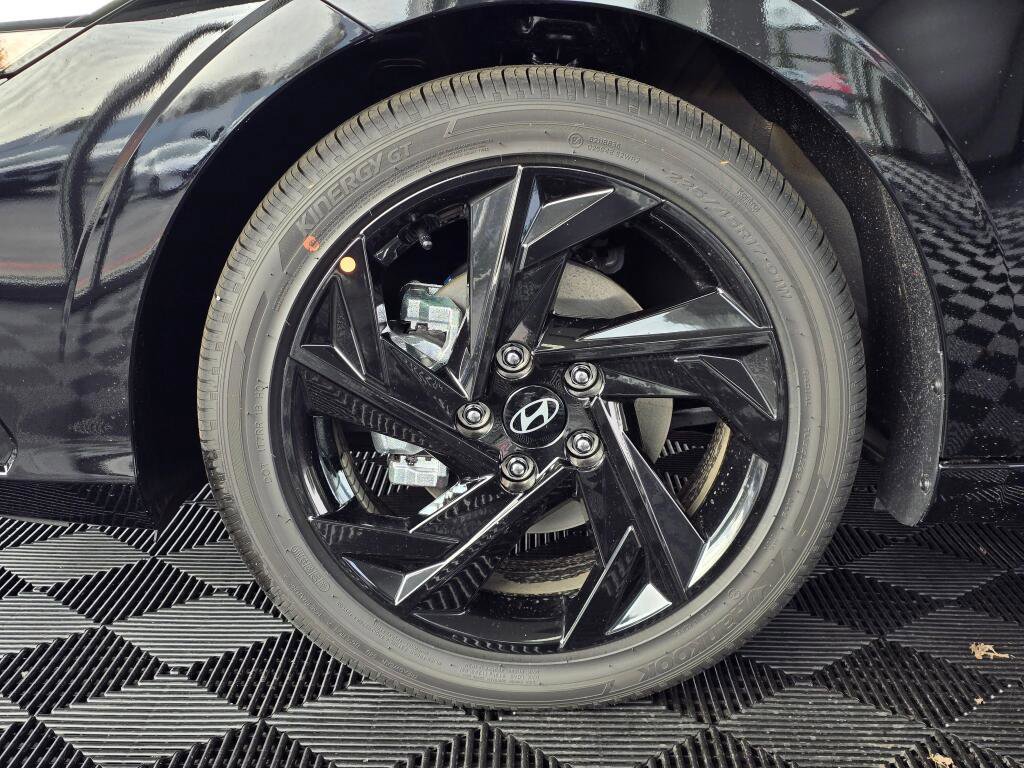 New 2026 Hyundai Elantra SEL Sport image 12