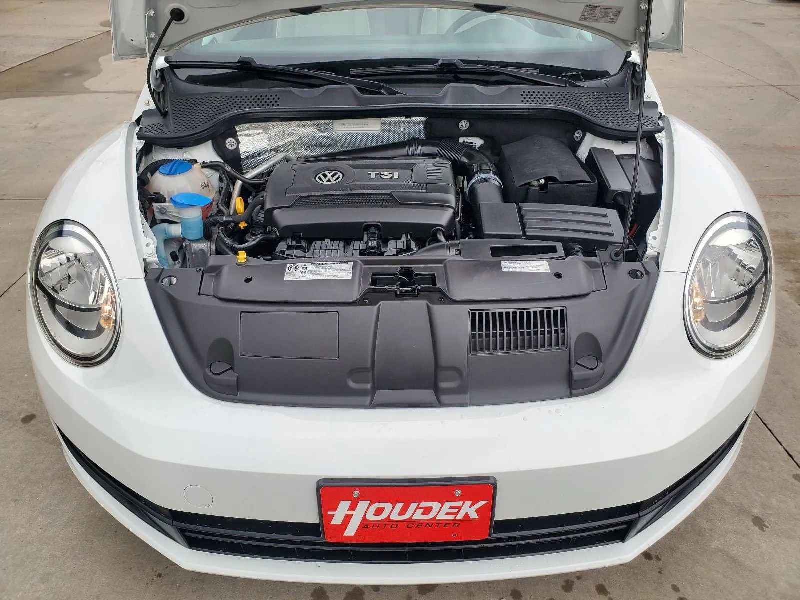 Used 2016 Volkswagen Beetle 1.8T Classic image 17