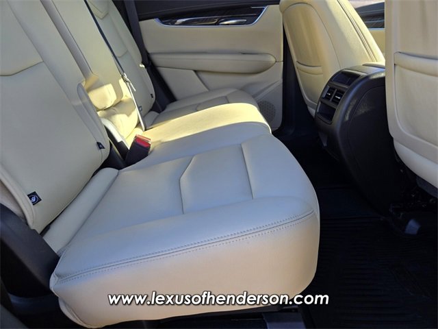 Used 2019 Cadillac XT5 FWD image 14