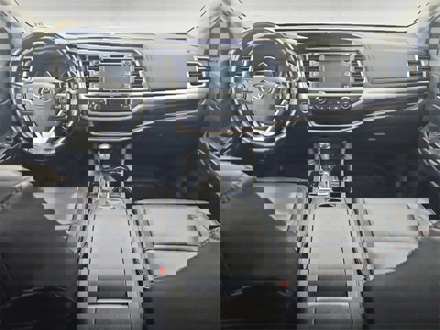 Used 2019 Toyota Highlander SE image 10