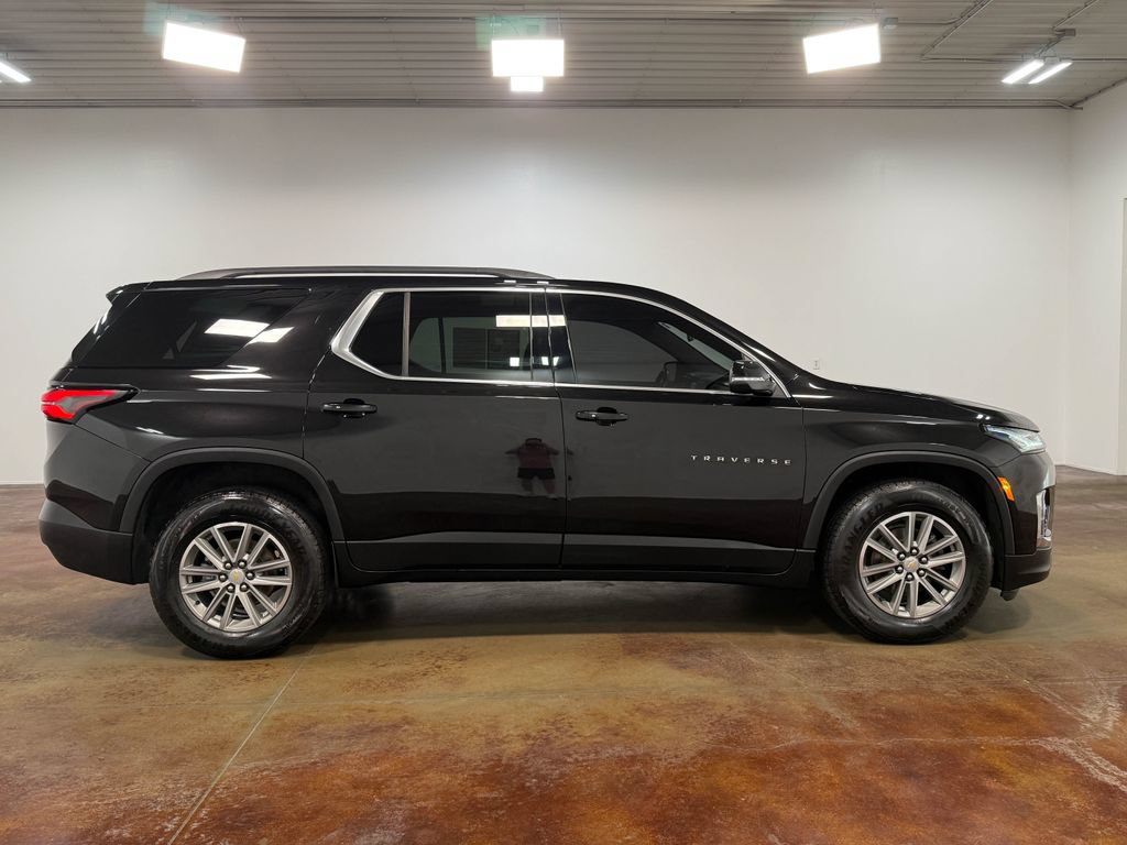 Used 2023 Chevrolet Traverse LT AWD/4WD image 23