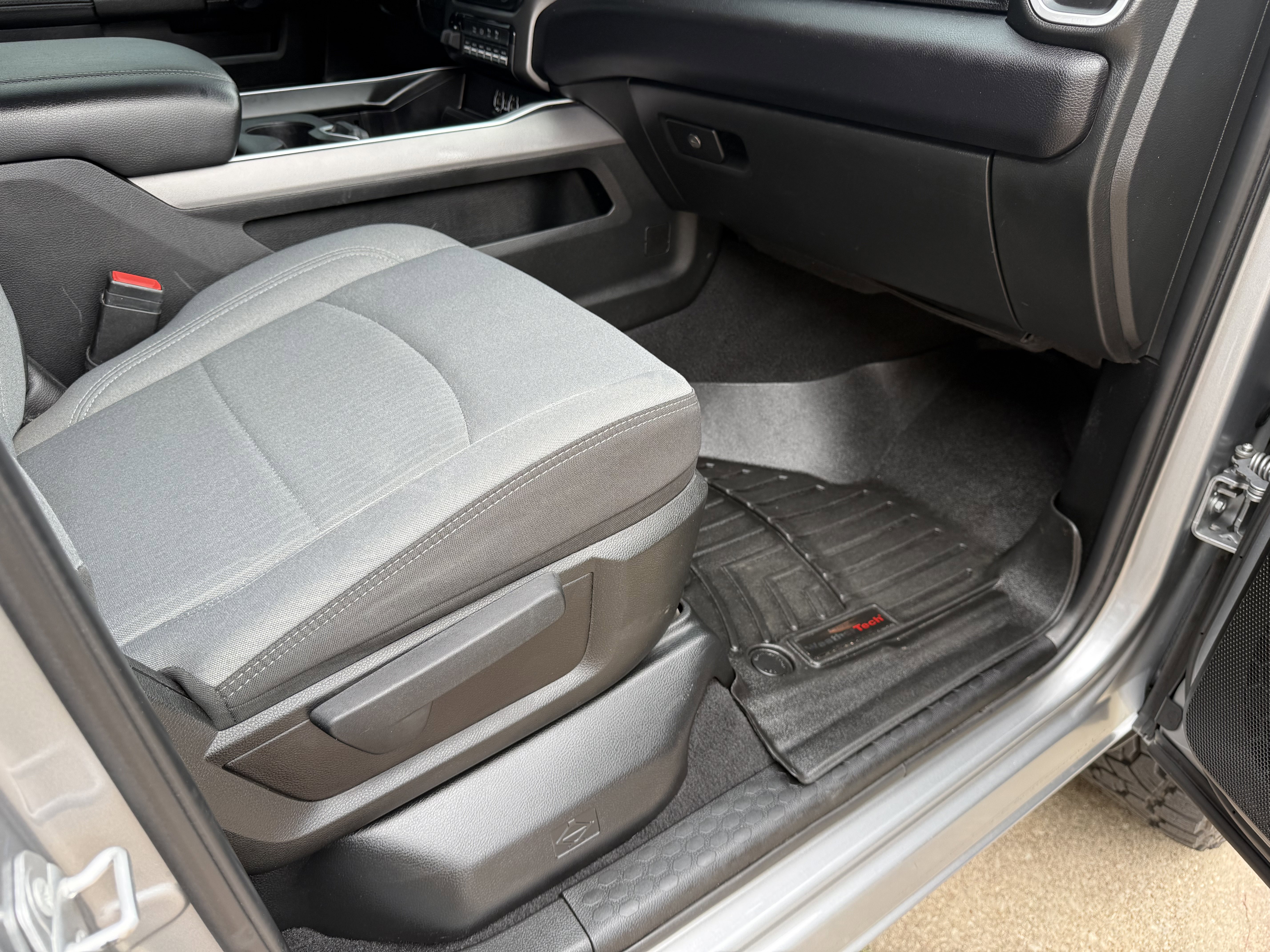 Used 2022 RAM 3500 Lone Star w/ Level C Equiment Group image 24