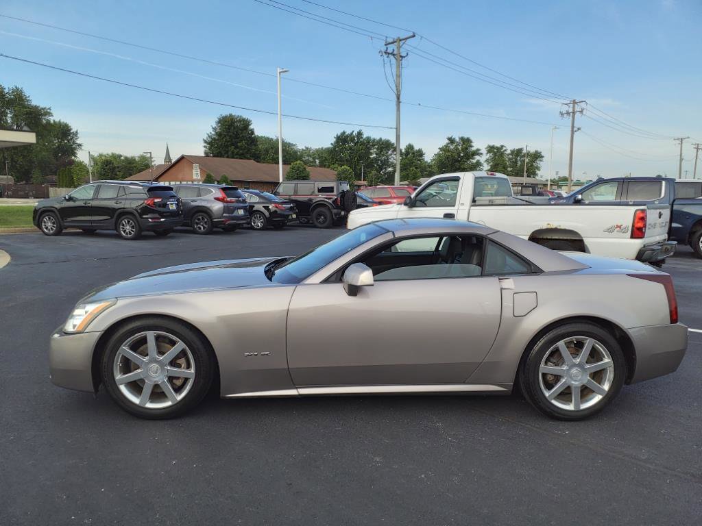 Used 2005 Cadillac XLR image 18