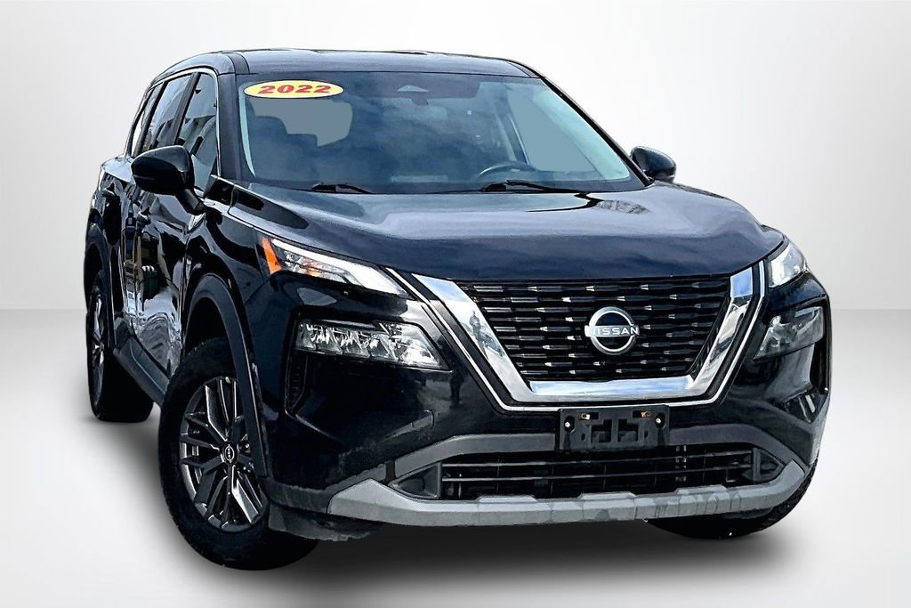 Used 2022 Nissan Rogue S image 3