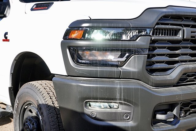 New 2026 RAM 2500 Tradesman AWD/4WD image 12