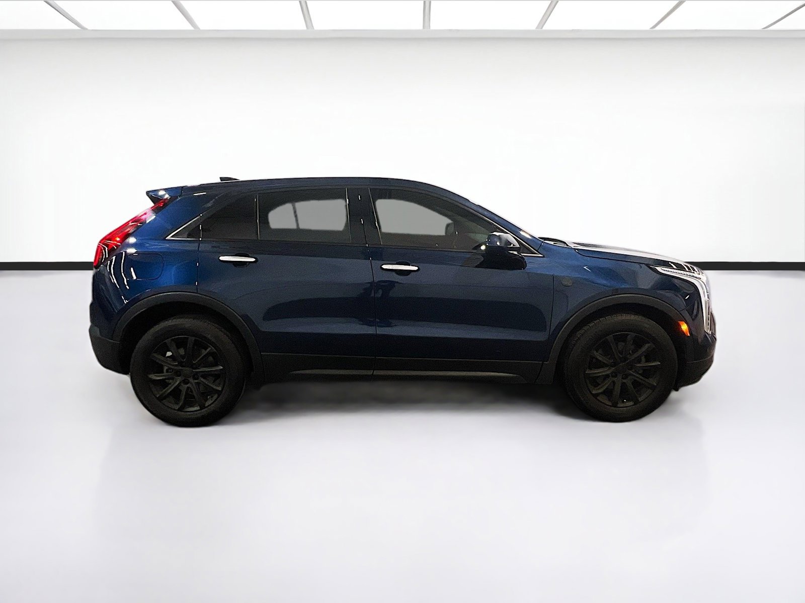 Used 2019 Cadillac XT4 Luxury FWD image 23