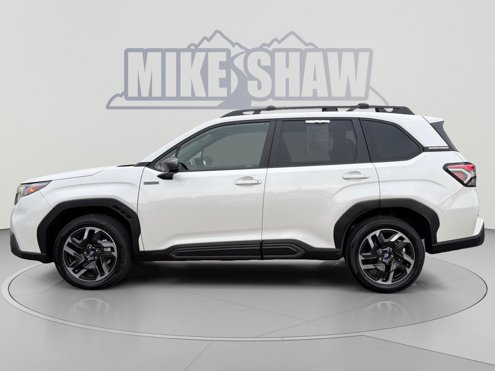 Used 2025 Subaru Forester Limited AWD/4WD image 2