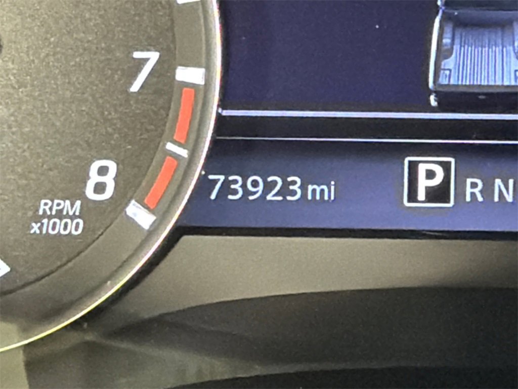 Used 2022 Nissan Frontier SV w/ SV Premium Package image 28