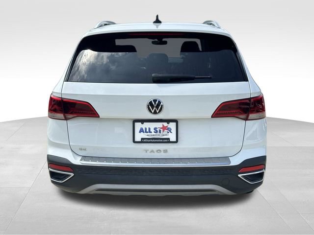 Used 2023 Volkswagen Taos SE FWD image 7