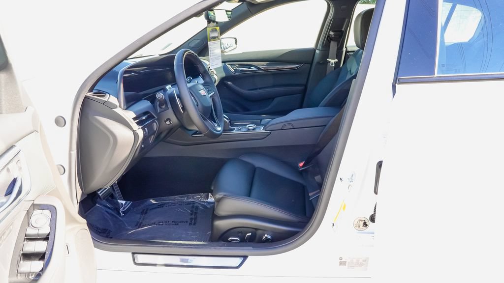 New 2026 Cadillac CT5 Sport w/ Technology Package RWD image 12