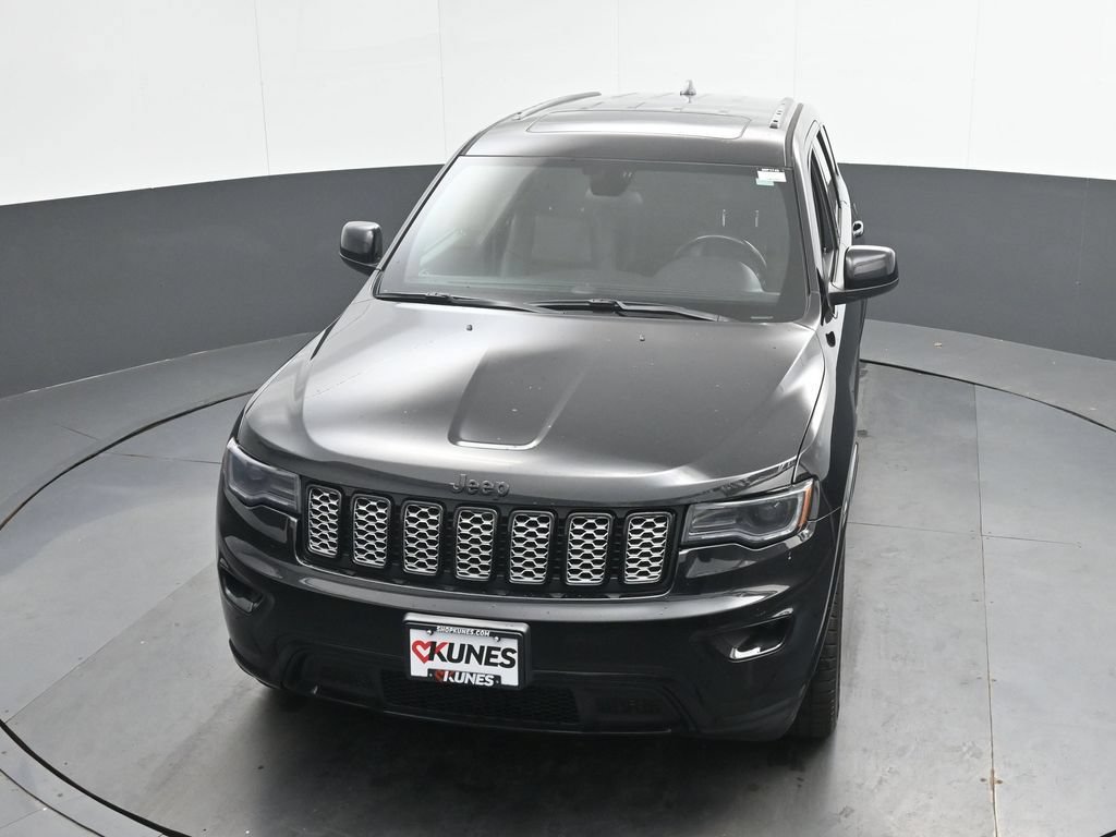 Used 2021 Jeep Grand Cherokee Laredo X AWD/4WD image 36