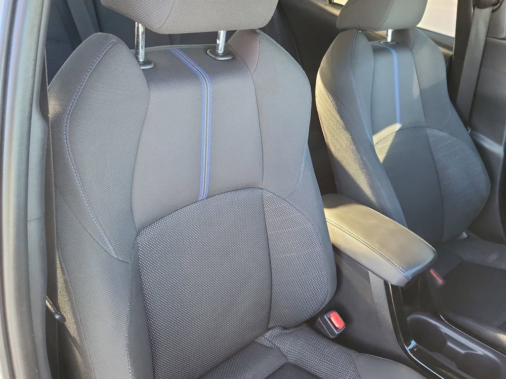 Used 2021 Toyota Corolla SE w/ Carpet Mat Package (TMS) image 15