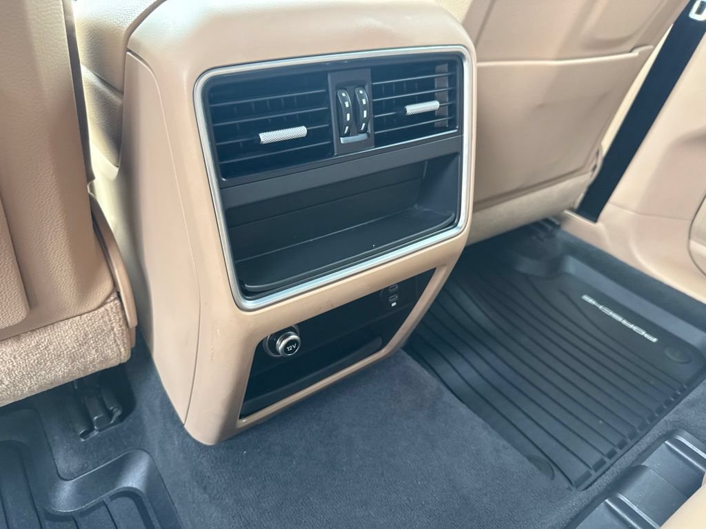 Used 2020 Porsche Cayenne AWD/4WD image 43