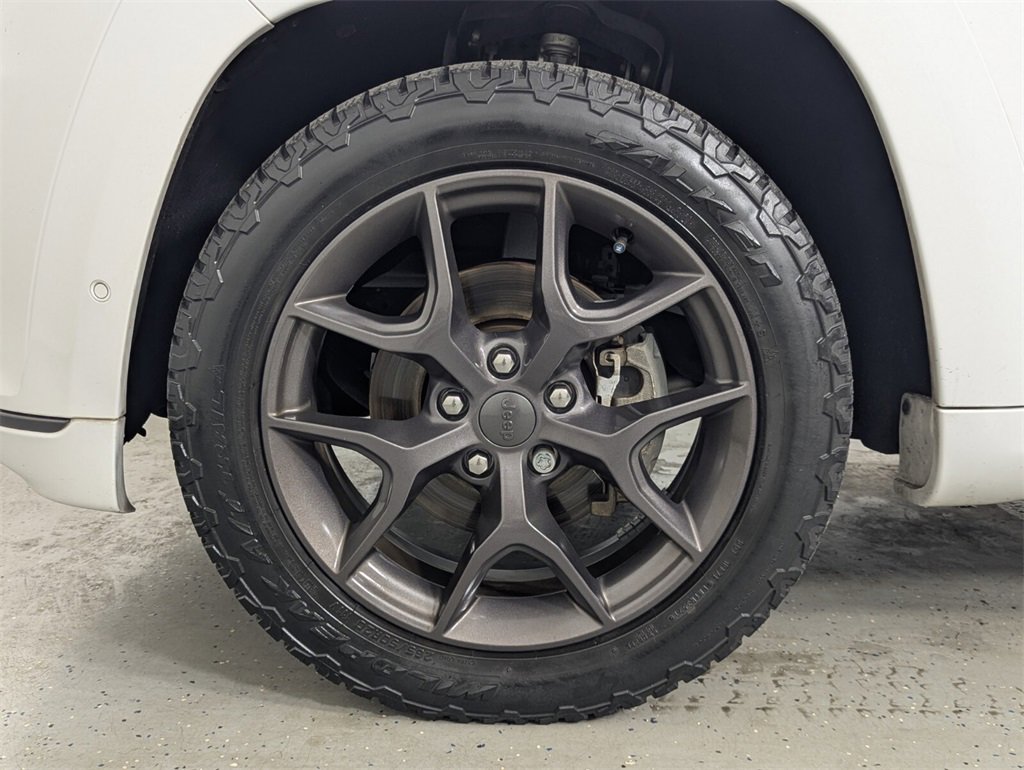 Used 2020 Jeep Grand Cherokee Limited X image 9