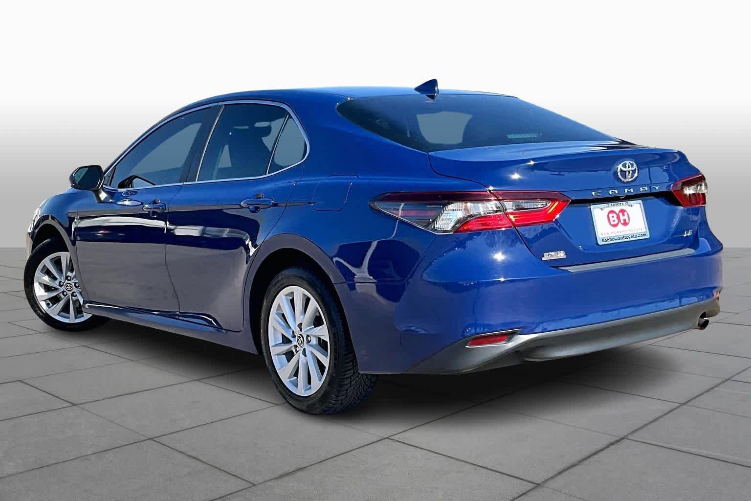Used 2023 Toyota Camry LE FWD image 12