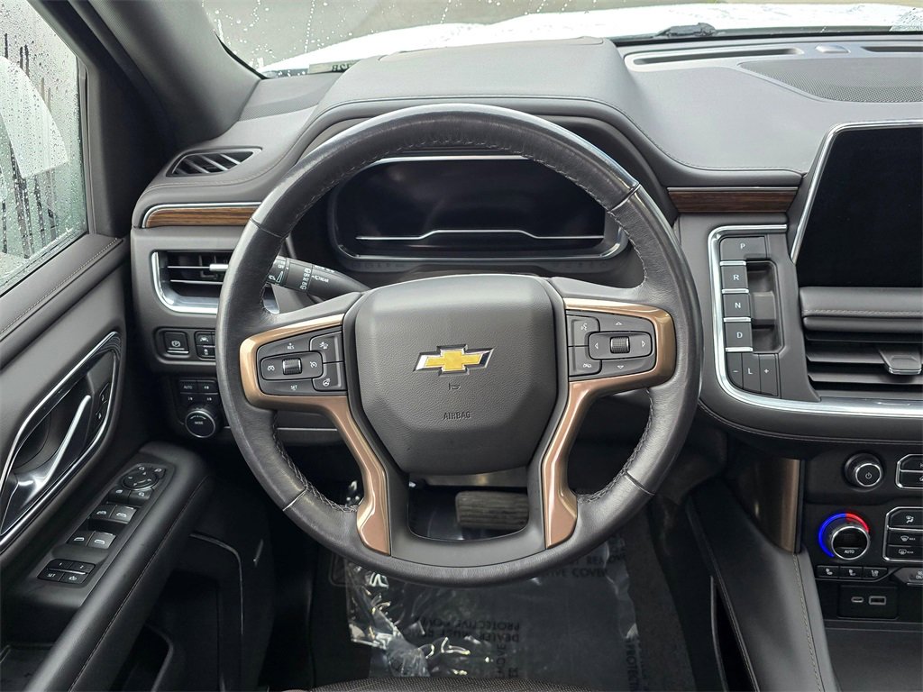 Used 2022 Chevrolet Suburban High Country image 21