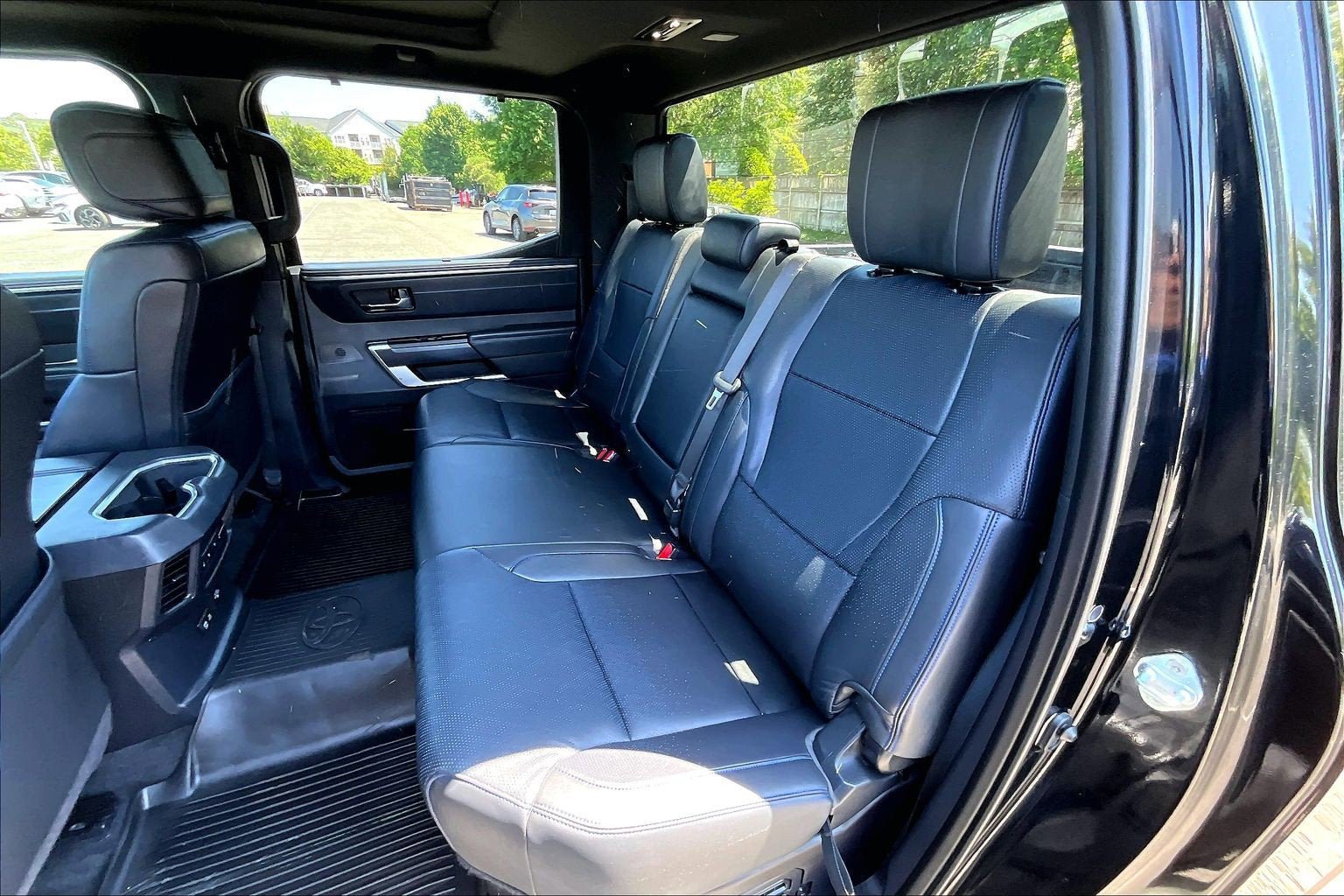 Used 2022 Toyota Tundra Platinum AWD/4WD image 25