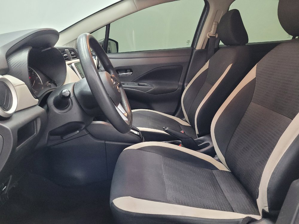 Used 2021 Nissan Versa SV FWD image 17