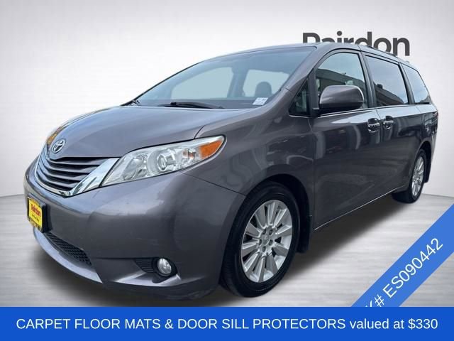 Used 2014 Toyota Sienna XLE image 3