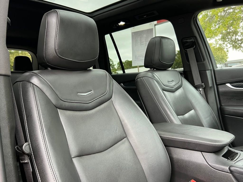 Used 2022 Cadillac XT6 Premium Luxury image 24