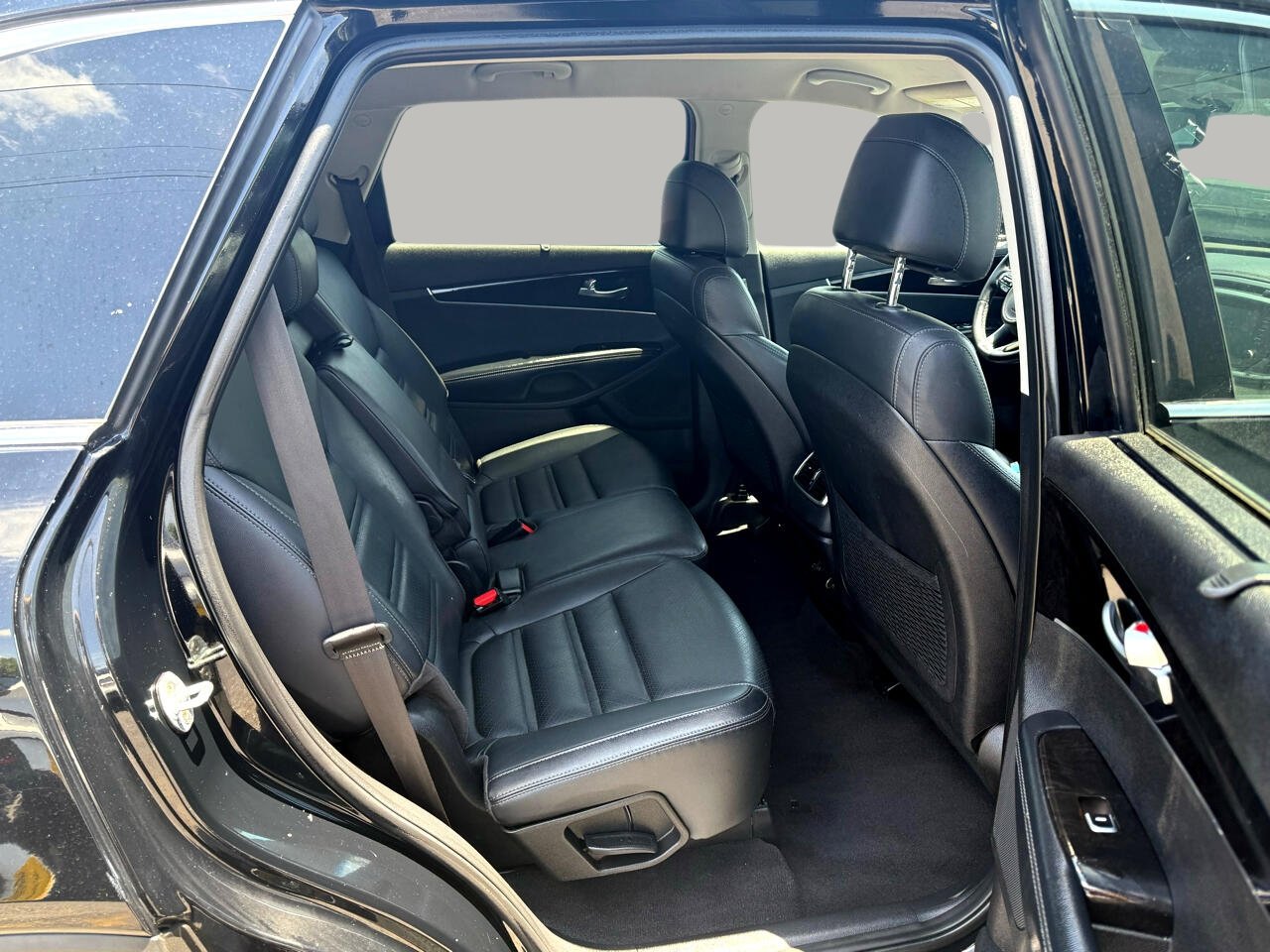 Used 2017 Kia Sorento EX image 20