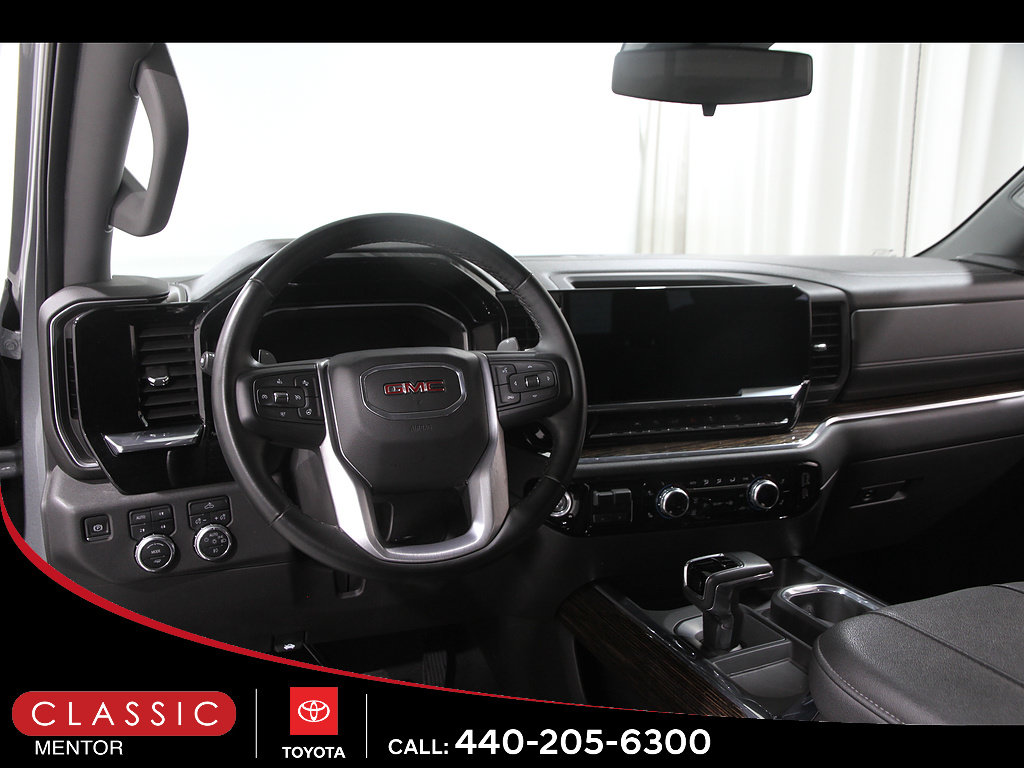 Used 2024 GMC Sierra 1500 Elevation w/ Preferred Package AWD/4WD image 7