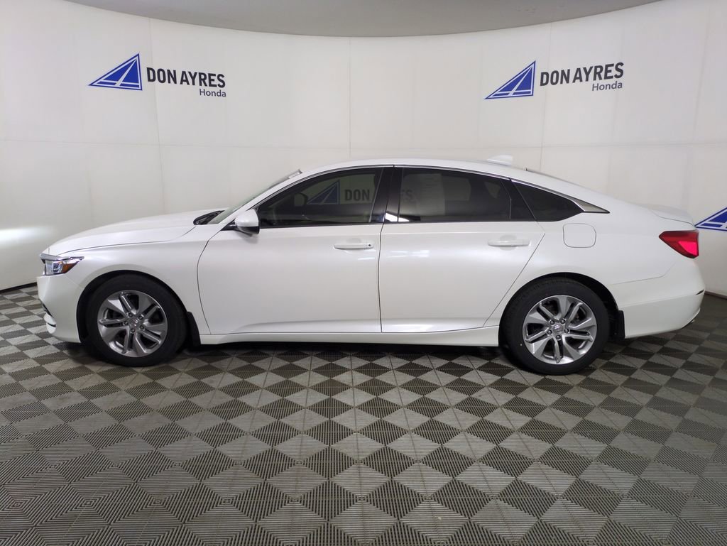 Used 2019 Honda Accord LX image 2