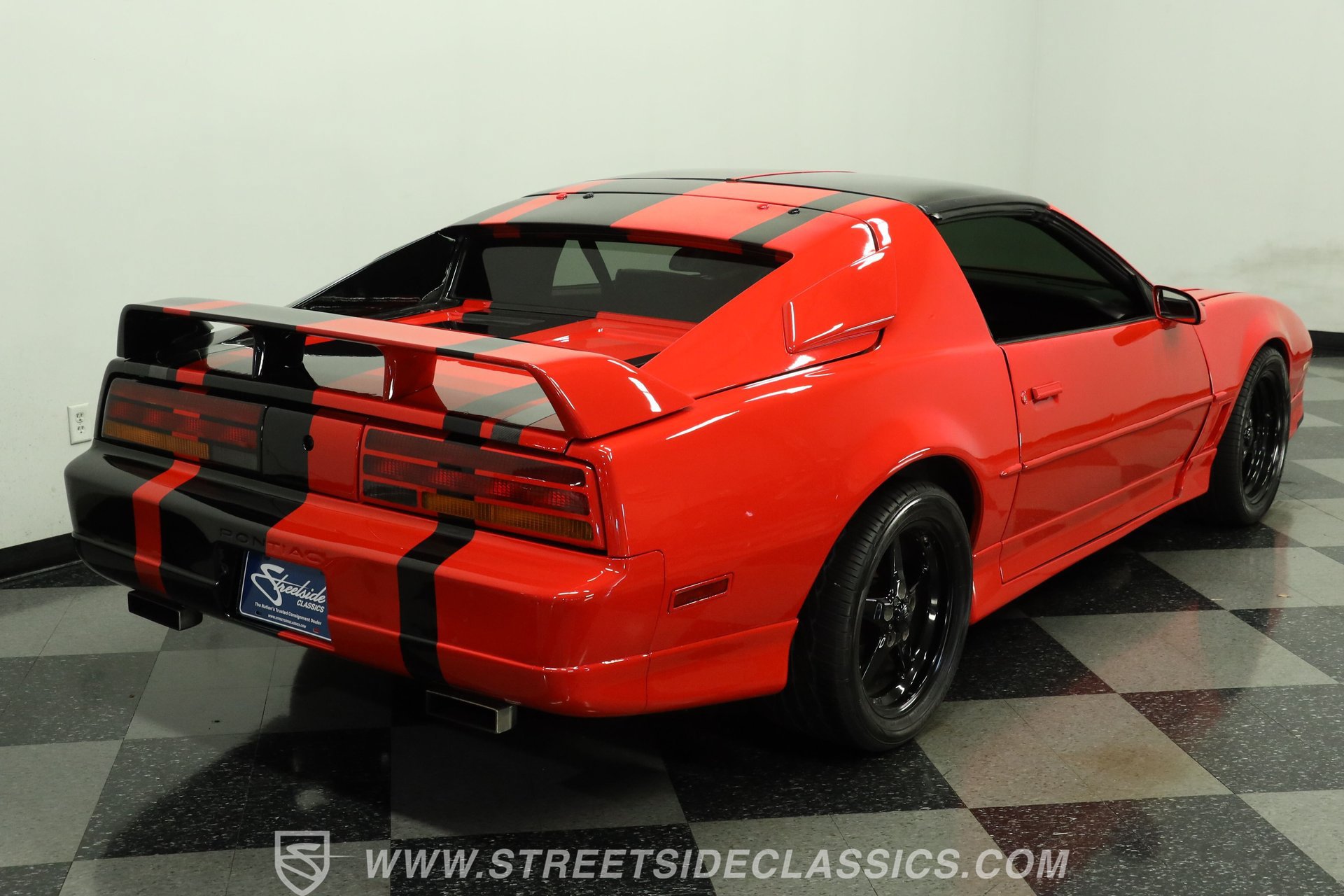Used 1989 Pontiac Firebird Trans Am RWD image 11
