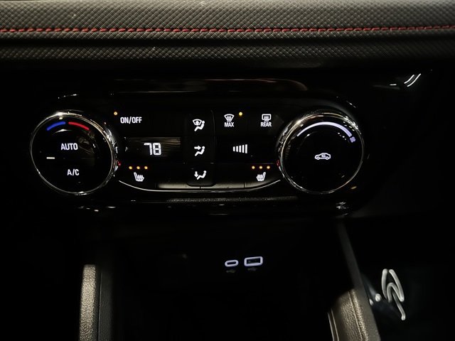 Used 2025 Chevrolet TrailBlazer RS w/ Convenience Package image 16