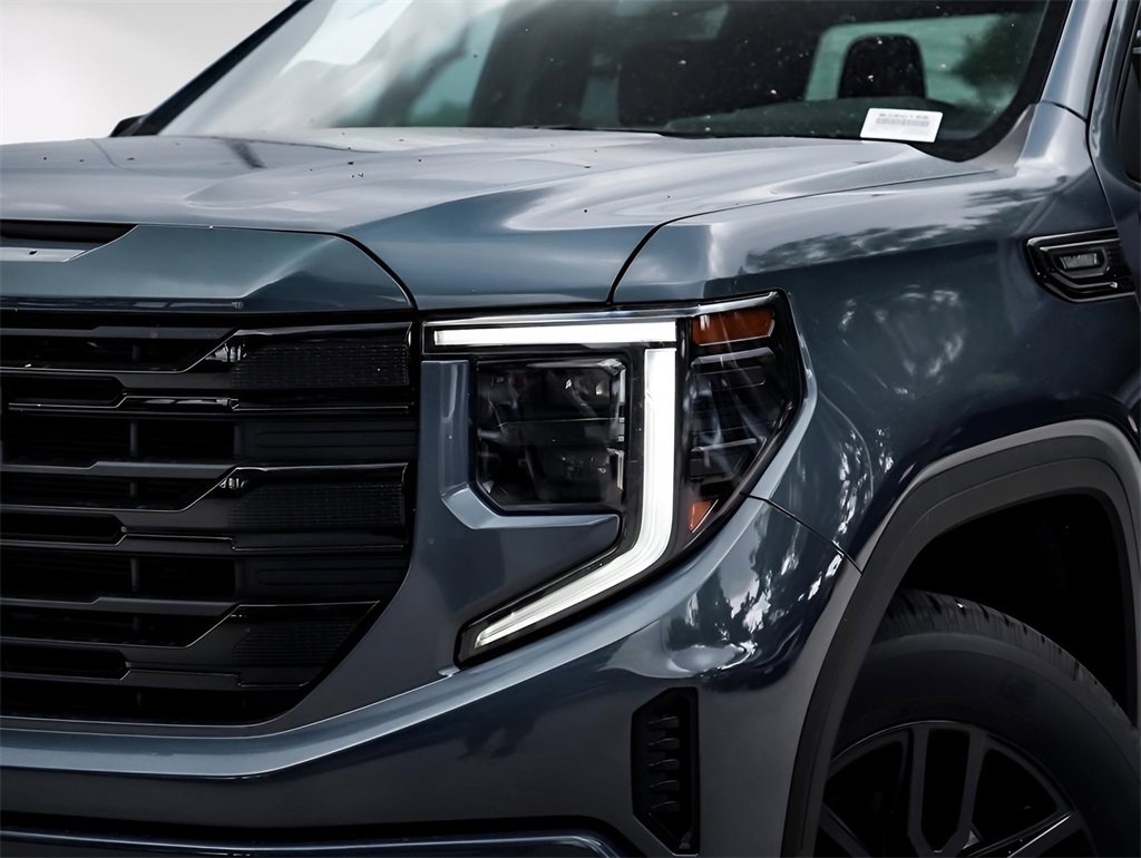 New 2026 GMC Sierra 1500 Elevation image 3