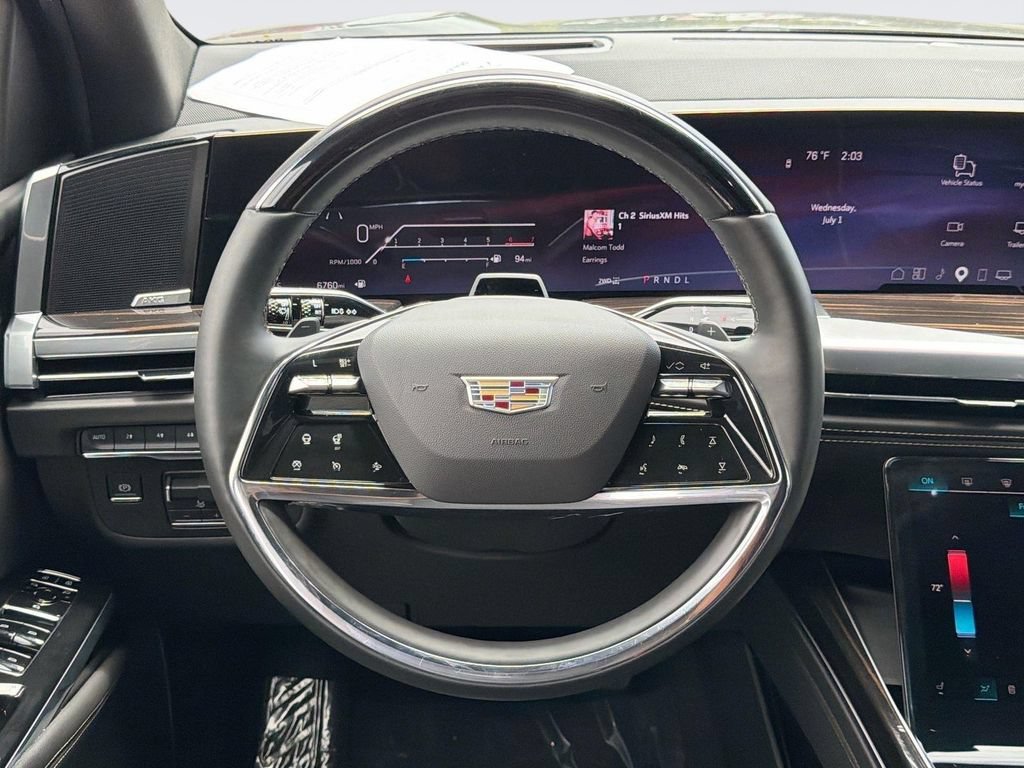 Certified 2026 Cadillac Escalade ESV Luxury AWD/4WD image 8