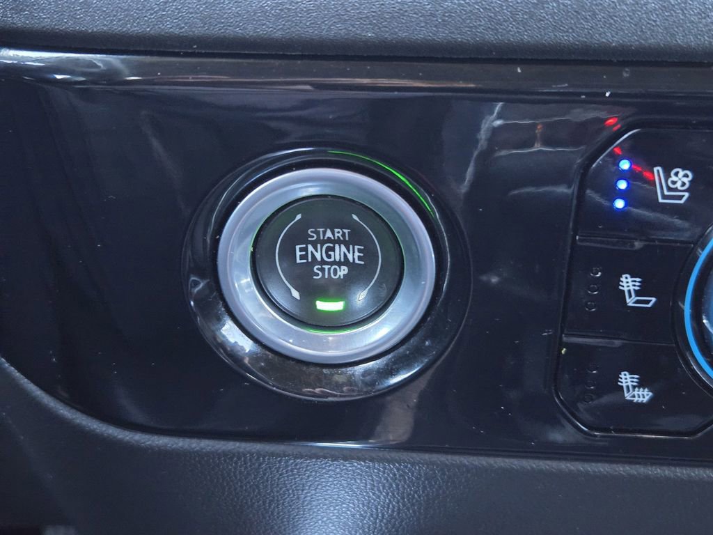 Used 2023 GMC Sierra 1500 SLT image 18