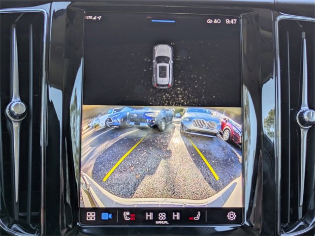 New 2025 Volvo XC60 B5 Plus w/ Protection Package Premier image 20