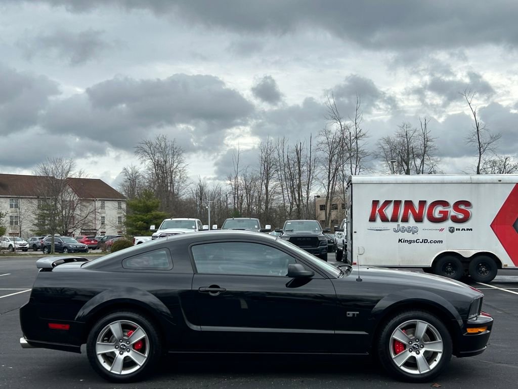 Used 2006 Ford Mustang GT Premium image 8