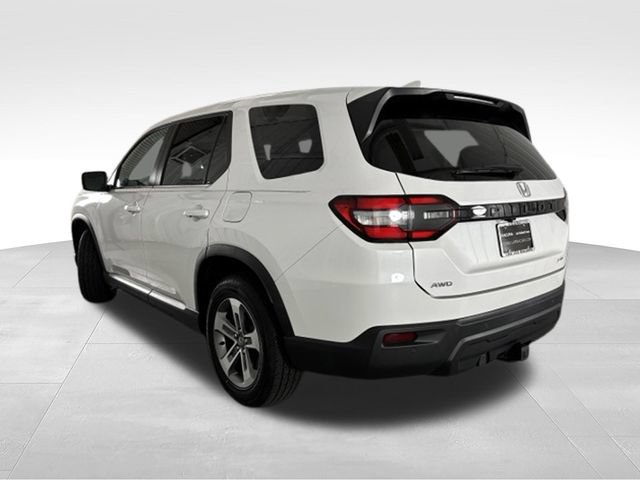 Used 2023 Honda Pilot EX-L image 5