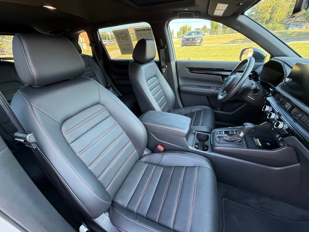 Used 2025 Honda CR-V Sport Touring image 43