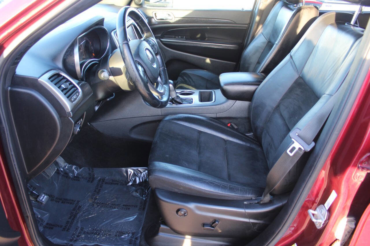 Used 2018 Jeep Grand Cherokee Altitude image 12