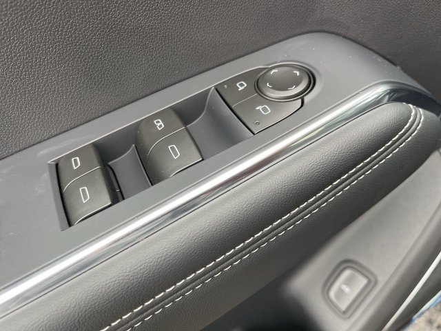 New 2027 GMC Acadia Elevation w/ Elevation Premium Package AWD/4WD image 13