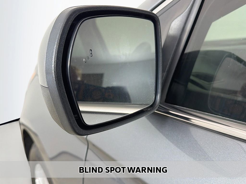 Used 2024 Ford Edge SEL w/ Convenience Package image 3