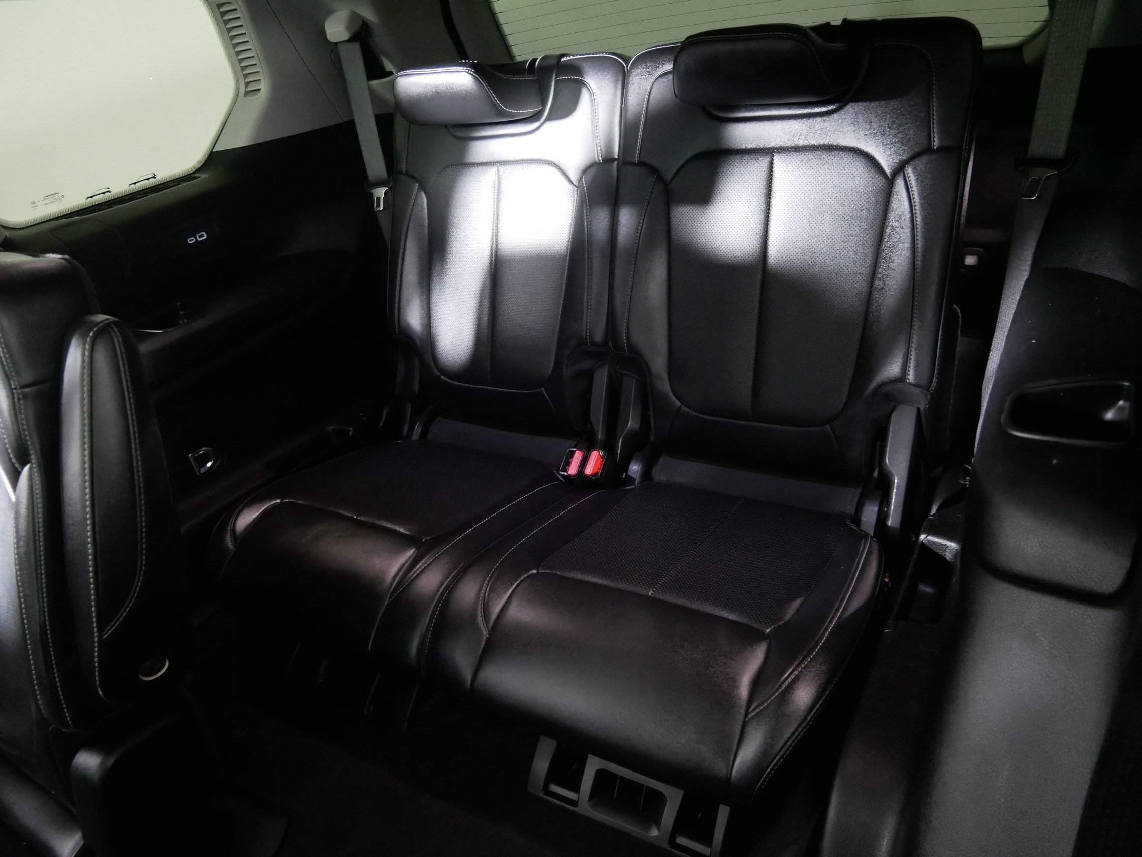 Used 2022 Jeep Grand Cherokee L Limited w/ Luxury Tech Group II image 33