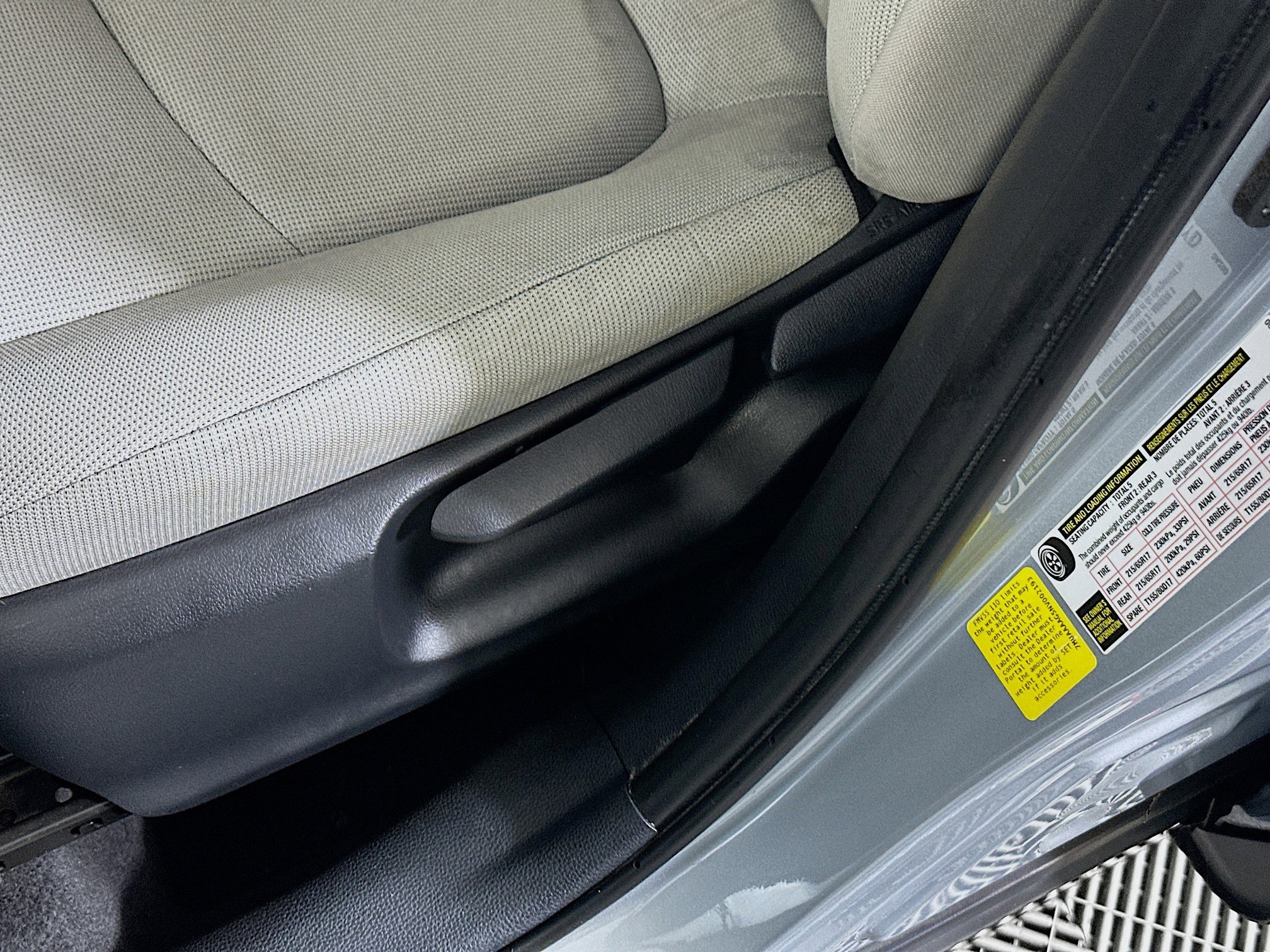 Used 2022 Toyota Corolla Cross L FWD image 13