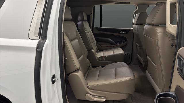 Used 2020 Chevrolet Suburban Premier AWD/4WD image 22