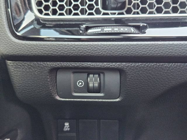 Used 2025 Honda Civic Sport image 24