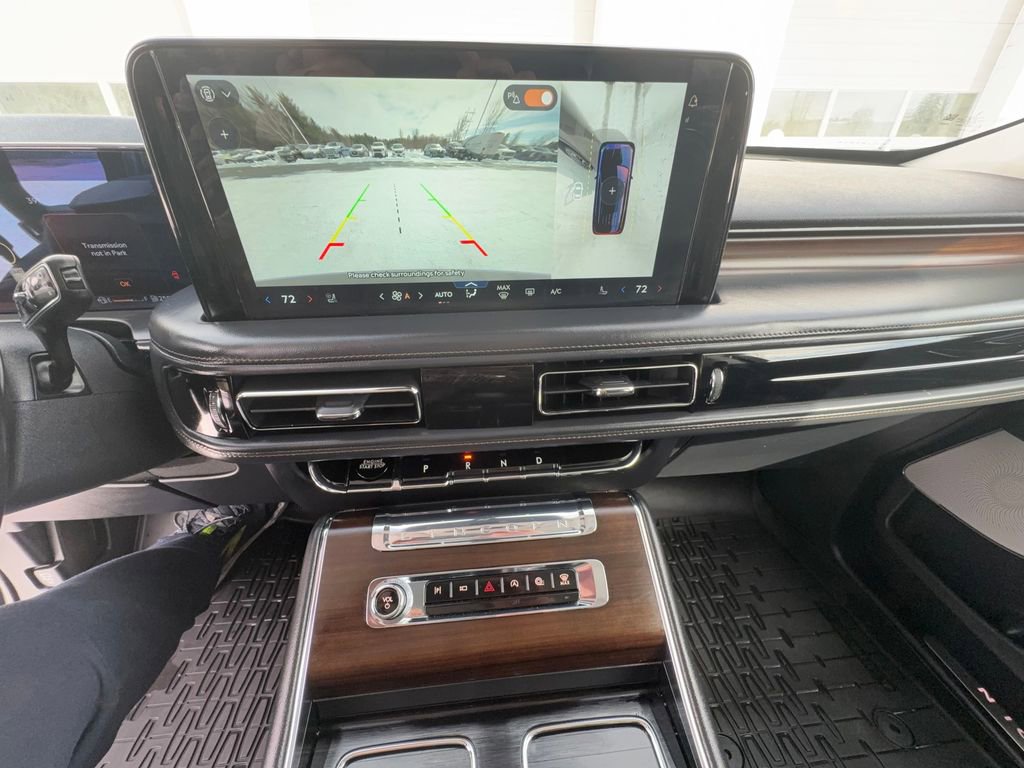 Certified 2025 Lincoln Aviator Reserve w/ Equipment Group 201A image 12