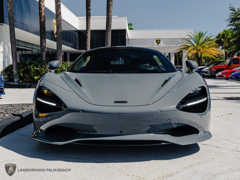 Used 2026 McLaren 750S RWD image 10