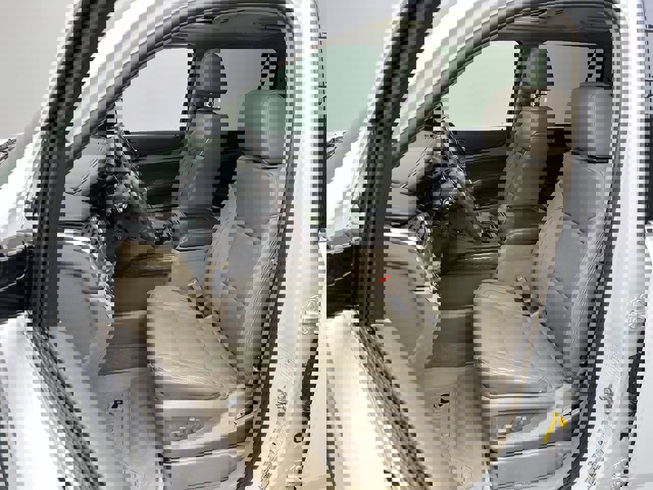 Used 2018 Chevrolet Tahoe LT image 11